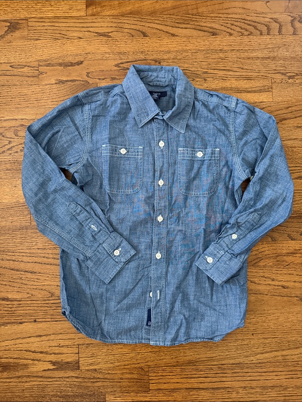 GAP KIDS LIGHT BLUE CHAMBRAY BUTTON DOWN SHORT